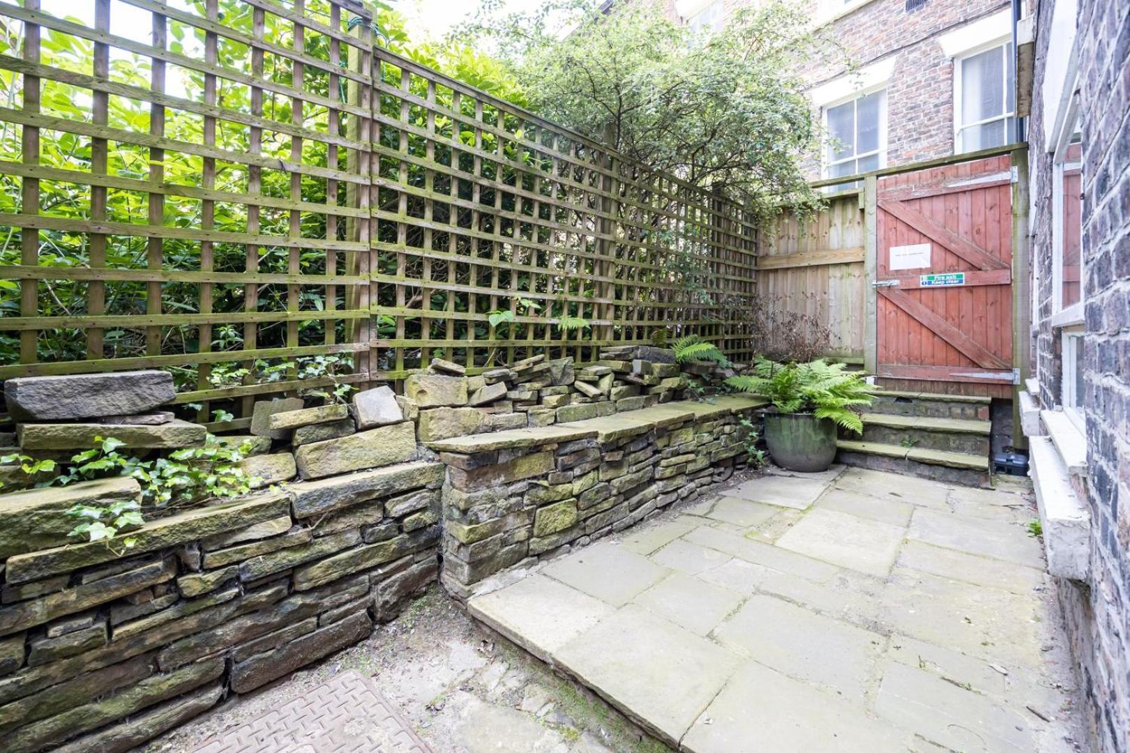 Guestready - Charming Haven In Knowledge Quarter Lägenhet Liverpool Exteriör bild
